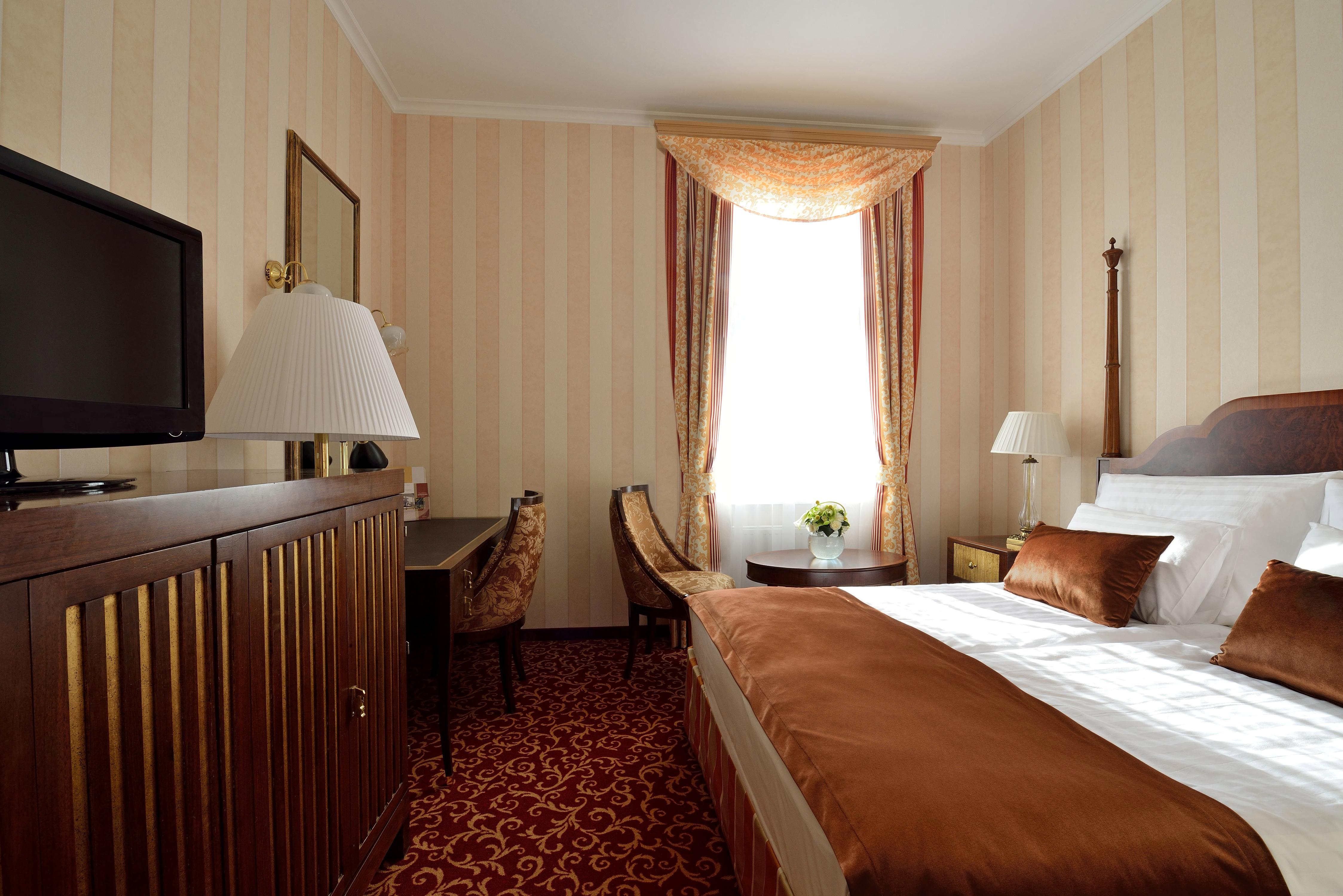 Ensana Grand Margaret Island Отель