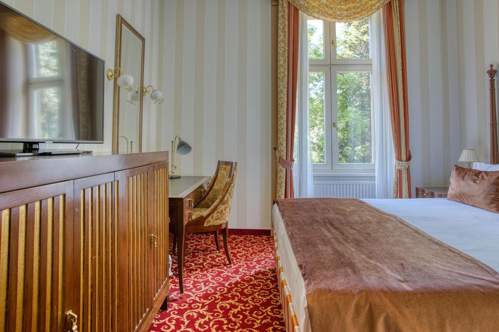 Ensana Grand Margaret Island Отель